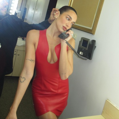 dualipa_0002.jpg