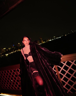 dualipa_0009.jpg