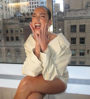 dualipa_0005.jpg