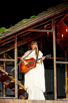 taylor_0056.jpg