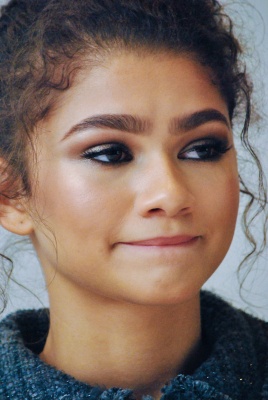 zendaya_0001.jpg