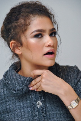 zendaya_0006.jpg