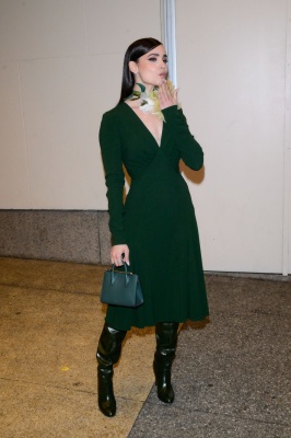 s_0052.jpg