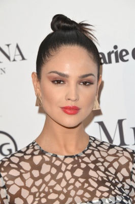 eiza_0027.jpg