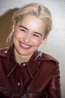 emilia_0006~0.jpg