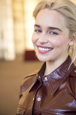 emilia_0007~0.jpg