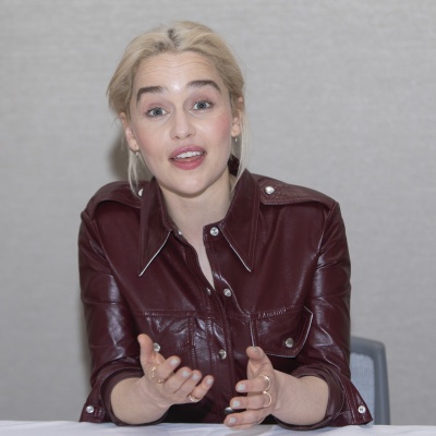 emilia_0009~0.jpg