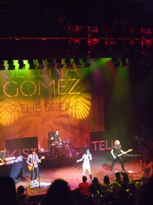 goddessgomez_0004.jpg