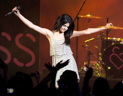 goddessgomez_0042.jpg