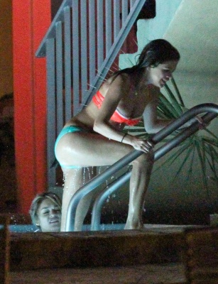 goddessgomez_0009.jpg