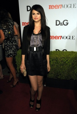 goddessgomez_0015.jpg