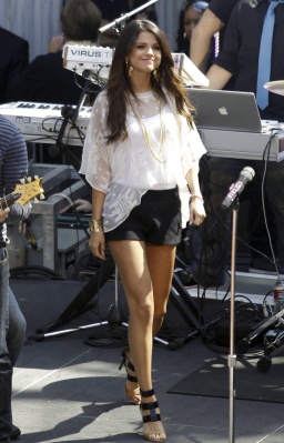 goddessgomez_0015.jpg