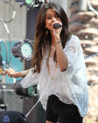 goddessgomez_0044.jpg
