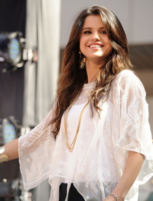goddessgomez_0403.jpg