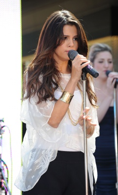 goddessgomez_0611.jpg