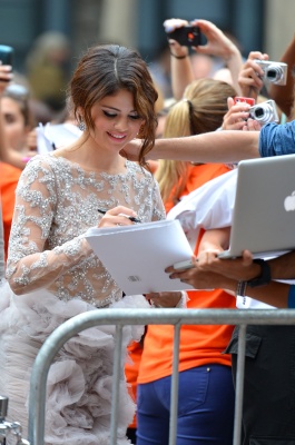 goddessgomez_0019.jpg