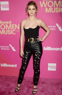 goddessgomez_0001.jpg