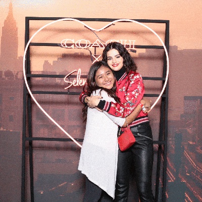 goddessgomez_0827.gif