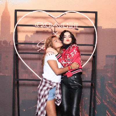 goddessgomez_0975.gif