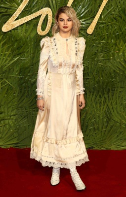 goddessgomez_0106.jpg