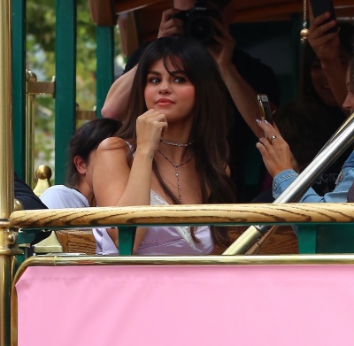 goddessgomez_0049.jpg