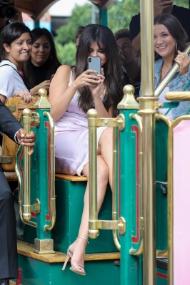 goddessgomez_0121.jpg