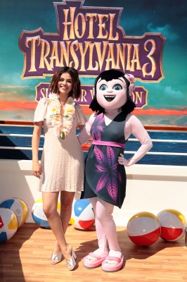 goddessgomez_0001.jpg
