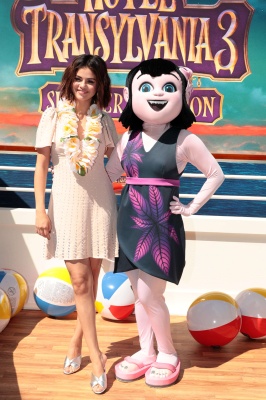 goddessgomez_0028.jpg