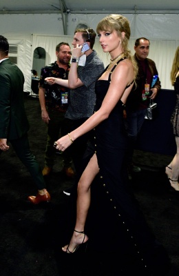 taylor_0103.jpg