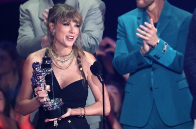 taylor_1047.jpg
