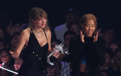 taylor_1080.jpg