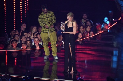 taylor_1104.jpg