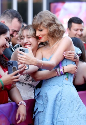 taylor_0102.jpg