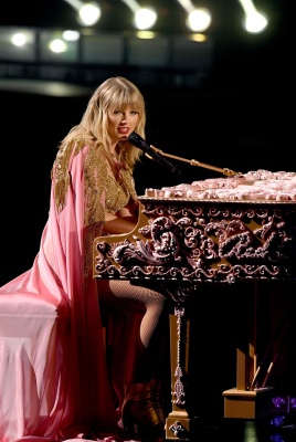 taylor_0222.jpg