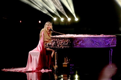 taylor_0246.jpg
