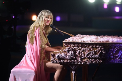 taylor_0340.jpg