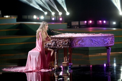 taylor_0550.jpg