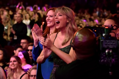 taylor_0900.jpg
