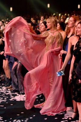 taylor_0906.jpg
