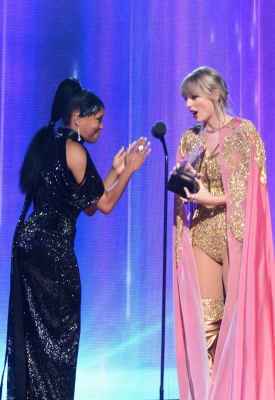 taylor_0953.jpg