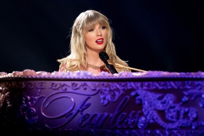 taylor_1130.jpg