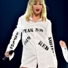 Filename=taylor_0606.jpg
Filesize=916KiB
Dimensions=1430x2048
Date added=May 01, 2025 taylor_0606.jpg