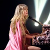 Filename=taylor_0737.jpg
Filesize=953KiB
Dimensions=2048x1366
Date added=May 01, 2025 taylor_0737.jpg
