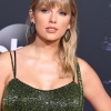 Filename=taylor_1002.jpg
Filesize=1470KiB
Dimensions=1461x2048
Date added=May 01, 2025 taylor_1002.jpg