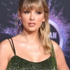Filename=taylor_1008.jpg
Filesize=1589KiB
Dimensions=1586x2048
Date added=May 01, 2025 taylor_1008.jpg