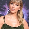 Filename=taylor_1011.jpg
Filesize=1470KiB
Dimensions=1512x2048
Date added=May 01, 2025 taylor_1011.jpg