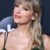 Filename=taylor_1184.jpg
Filesize=2718KiB
Dimensions=2625x3500
Date added=May 01, 2025 taylor_1184.jpg