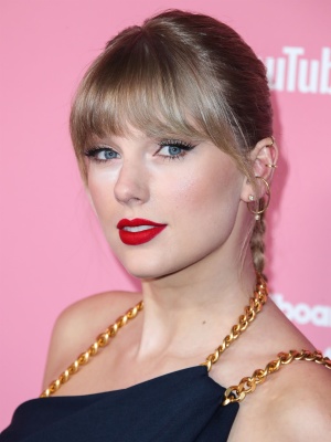 taylor_0300.jpg