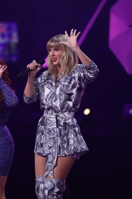 taylor_0007.jpg