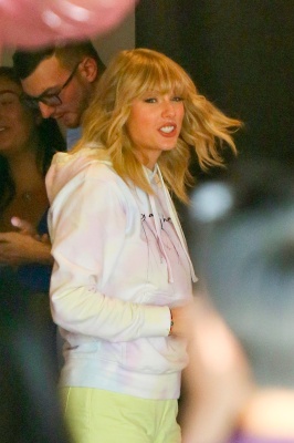 taylor_0006.jpg